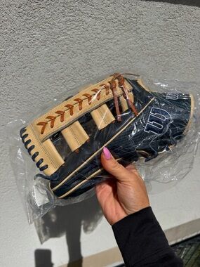 Wilson Baseball Glove